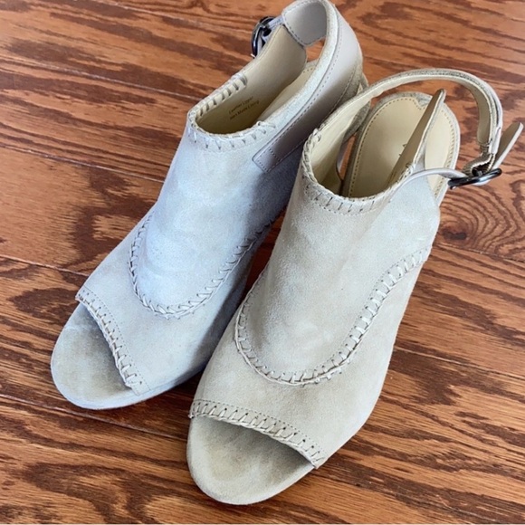 Via Spiga Shoes - Via Spiga Cream Peep Toe Heels